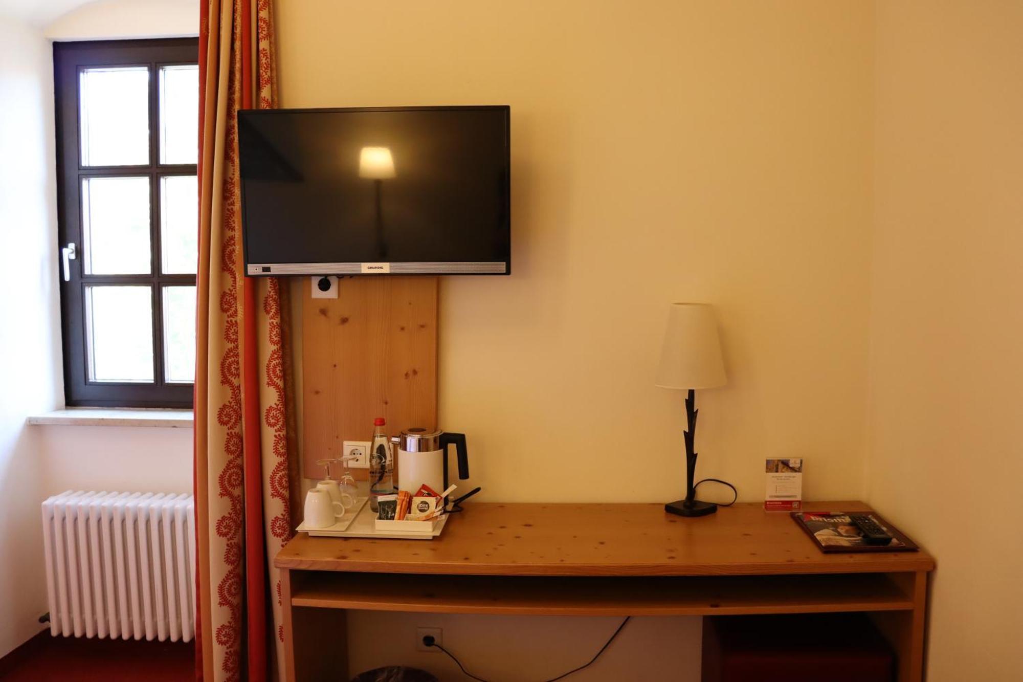 Herzogskelter Restaurant Hotel Gueglingen Екстер'єр фото