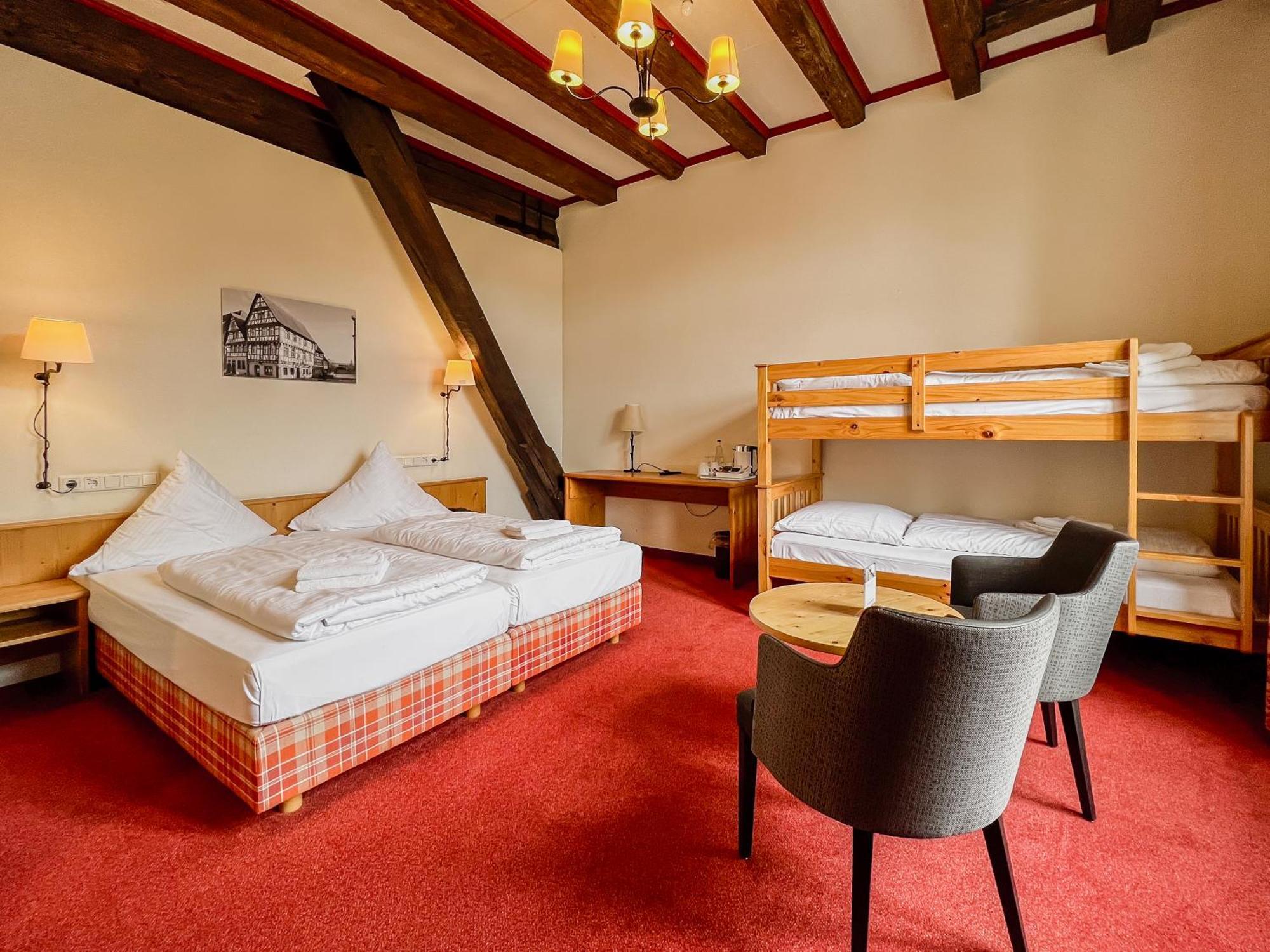 Herzogskelter Restaurant Hotel Gueglingen Екстер'єр фото